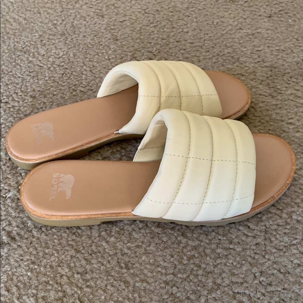 SOREL Ella III Quilted Puff Slide Sandal Size 9 - Picture 4 of 7